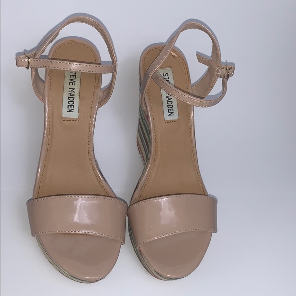 Steve Madden nude platforms sandals - Picture 5 of 11